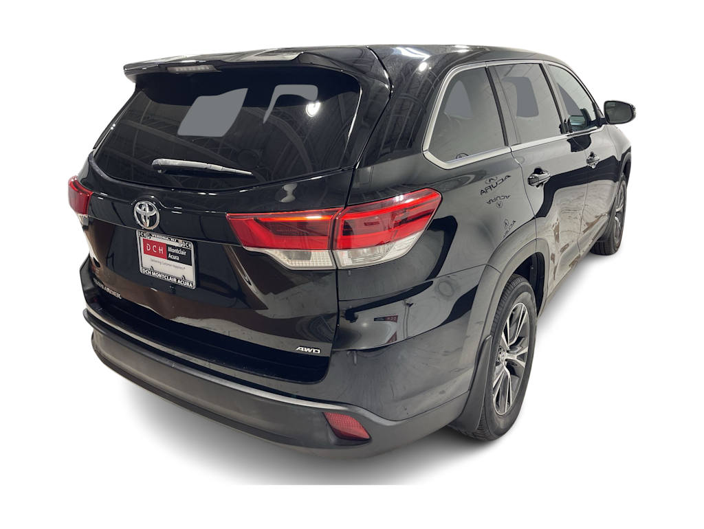 Thumbnail: 2019 Toyota Highlander - 26