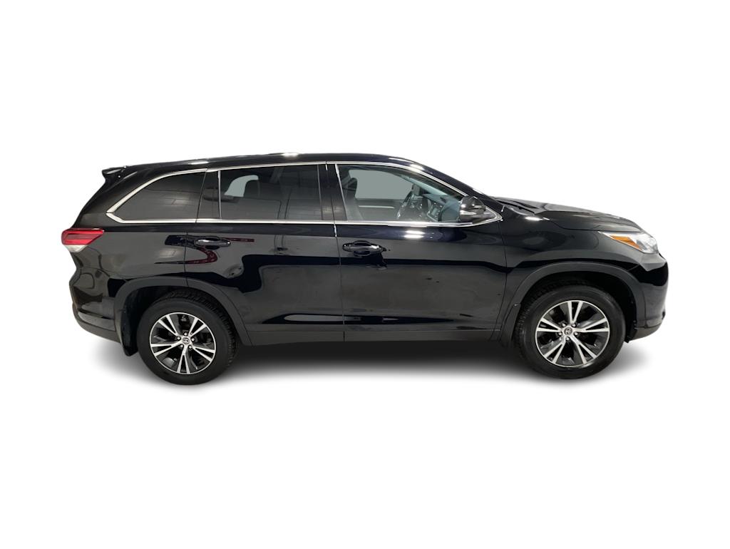 Thumbnail: 2019 Toyota Highlander - 27