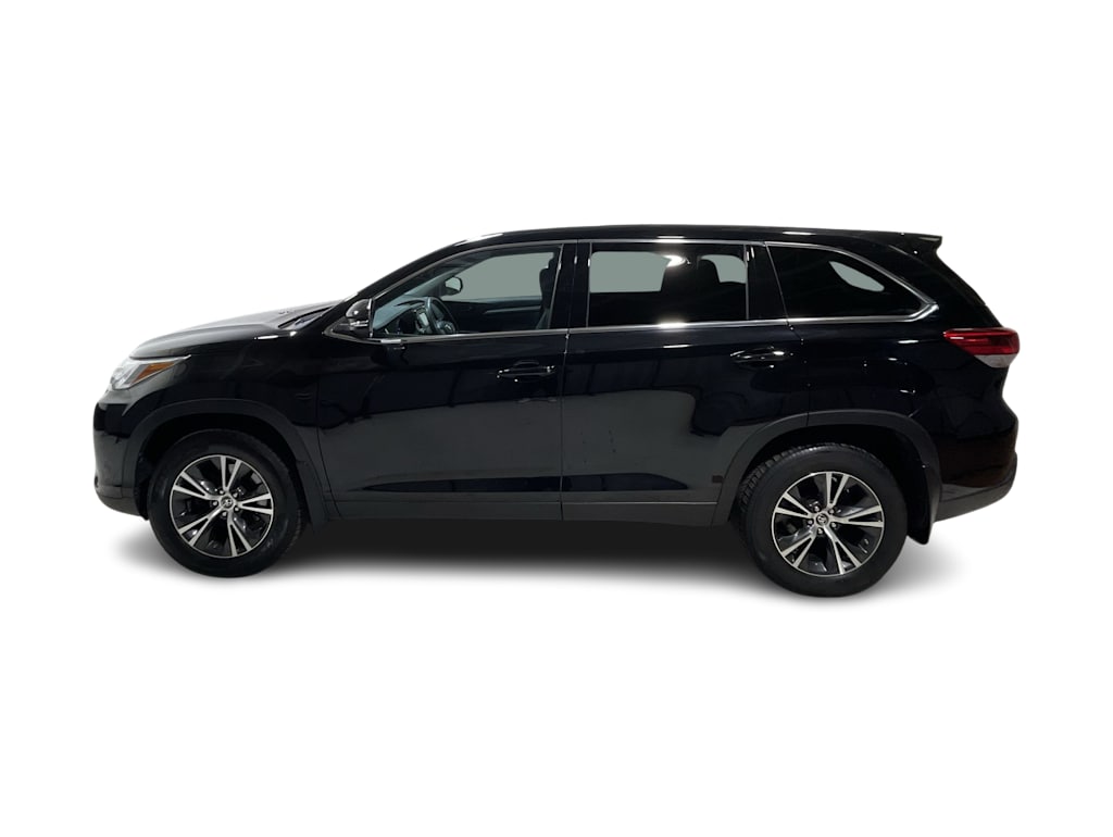 Thumbnail: 2019 Toyota Highlander - 3