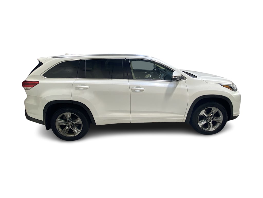 Thumbnail: 2018 Toyota Highlander - 27