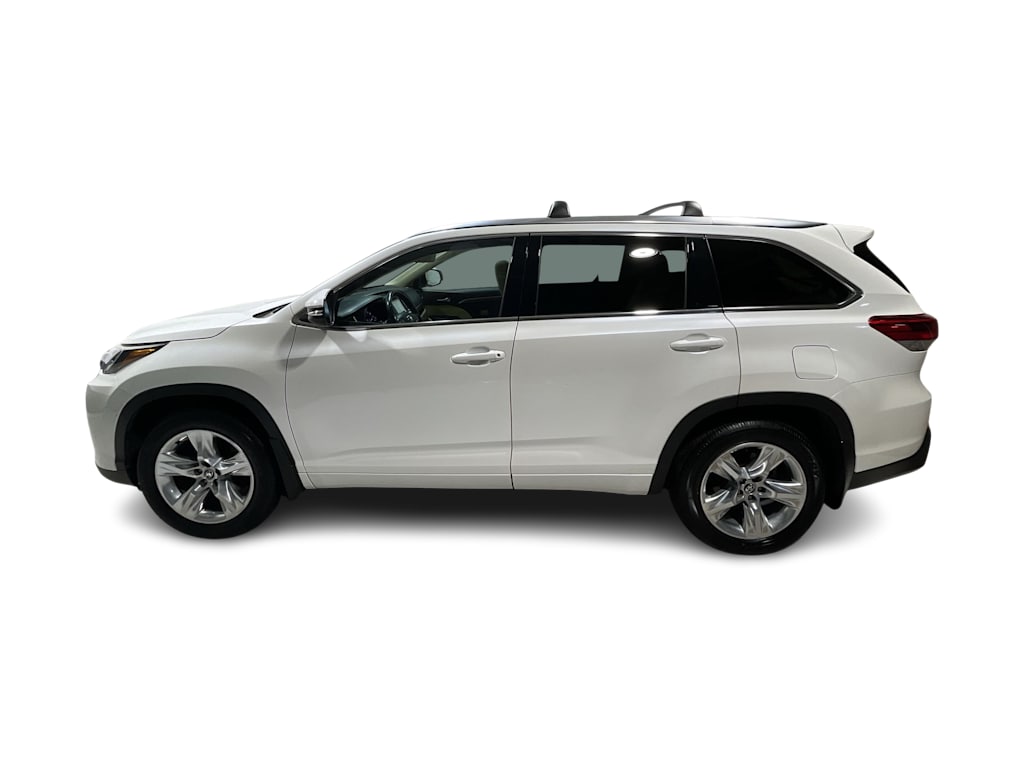 Thumbnail: 2018 Toyota Highlander - 3