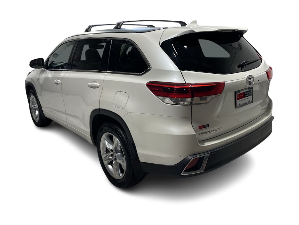 Thumbnail: 2018 Toyota Highlander - 4
