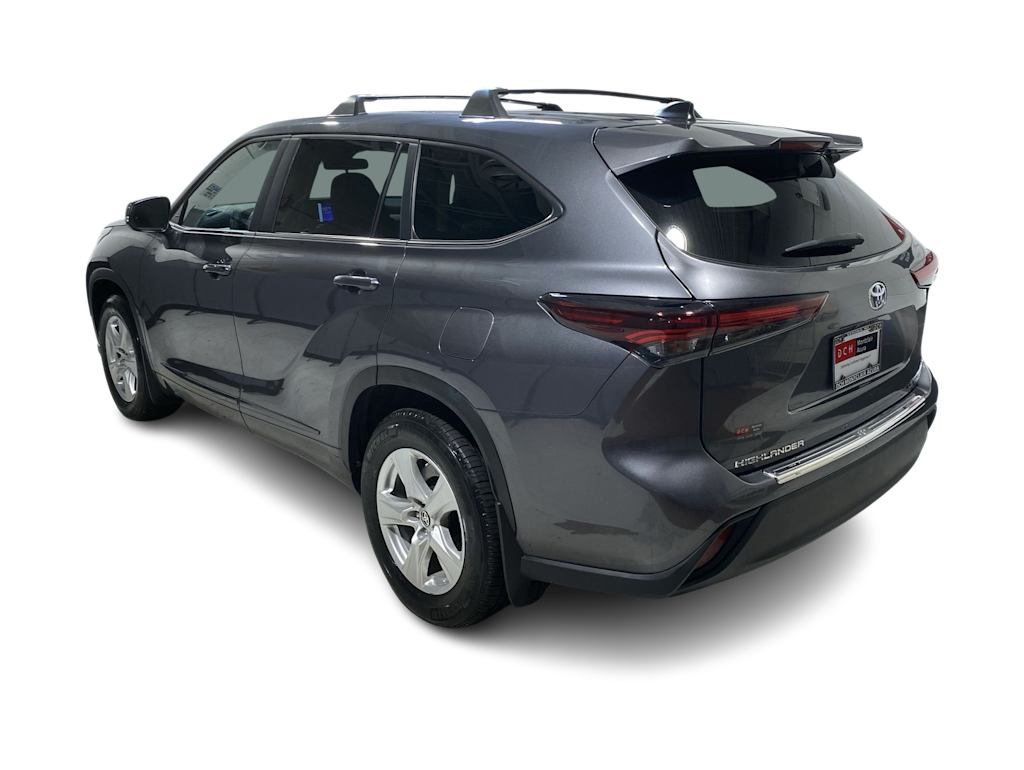 Thumbnail: 2024 Toyota Highlander - 4