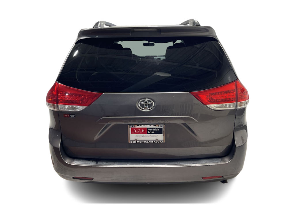 Thumbnail: 2014 Toyota Sienna - 5