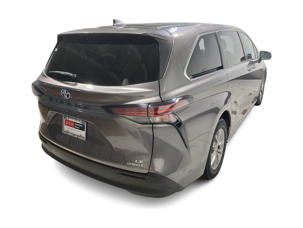 Thumbnail: 2021 Toyota Sienna - 25