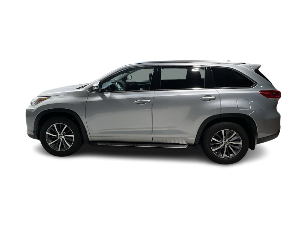 Thumbnail: 2018 Toyota Highlander - 3