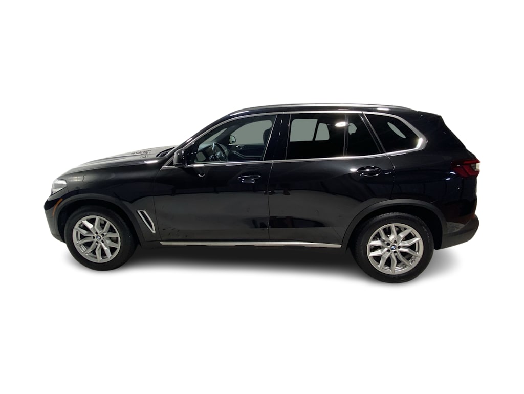 Thumbnail: 2022 BMW X5 - 3