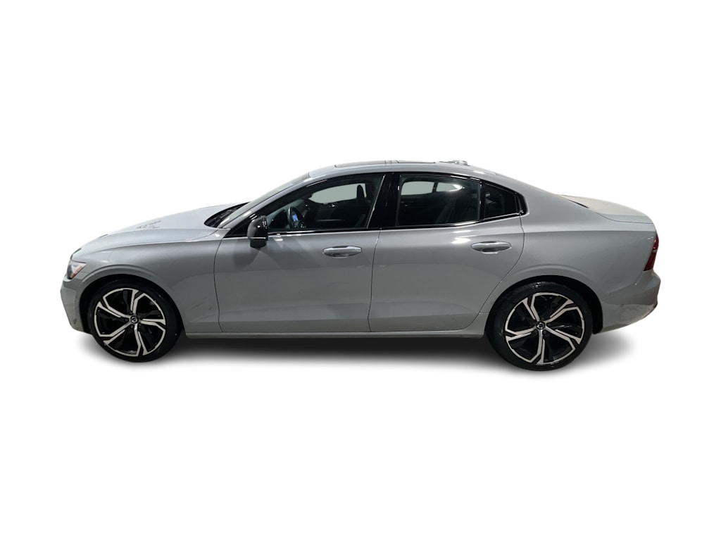 Thumbnail: 2024 Volvo S60 - 3
