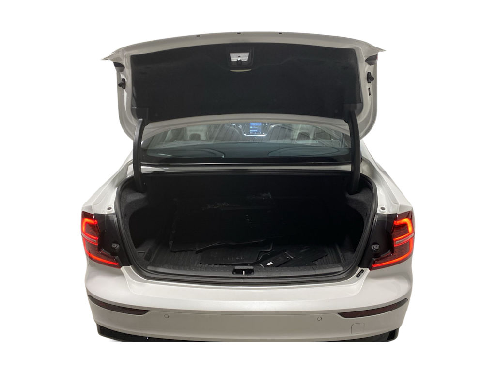 Thumbnail: 2023 Volvo S60 - 15