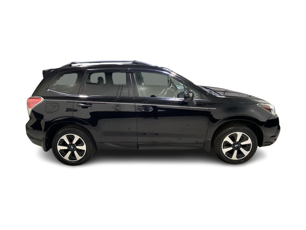 Thumbnail: 2018 Subaru Forester - 27