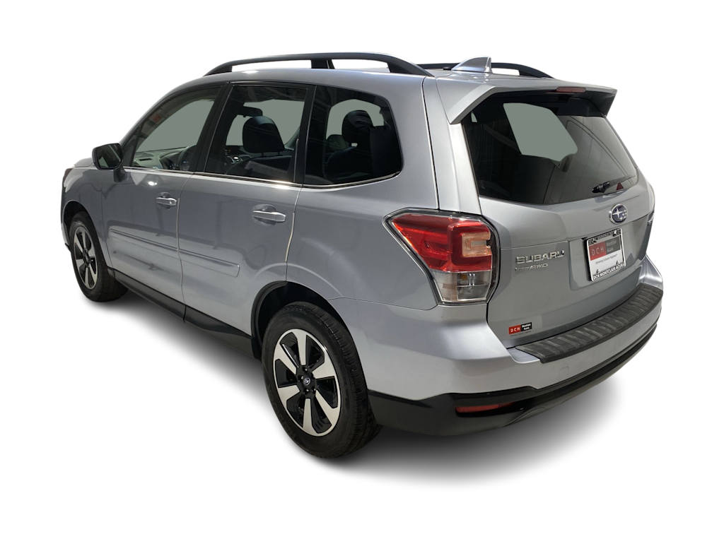 Thumbnail: 2018 Subaru Forester - 4