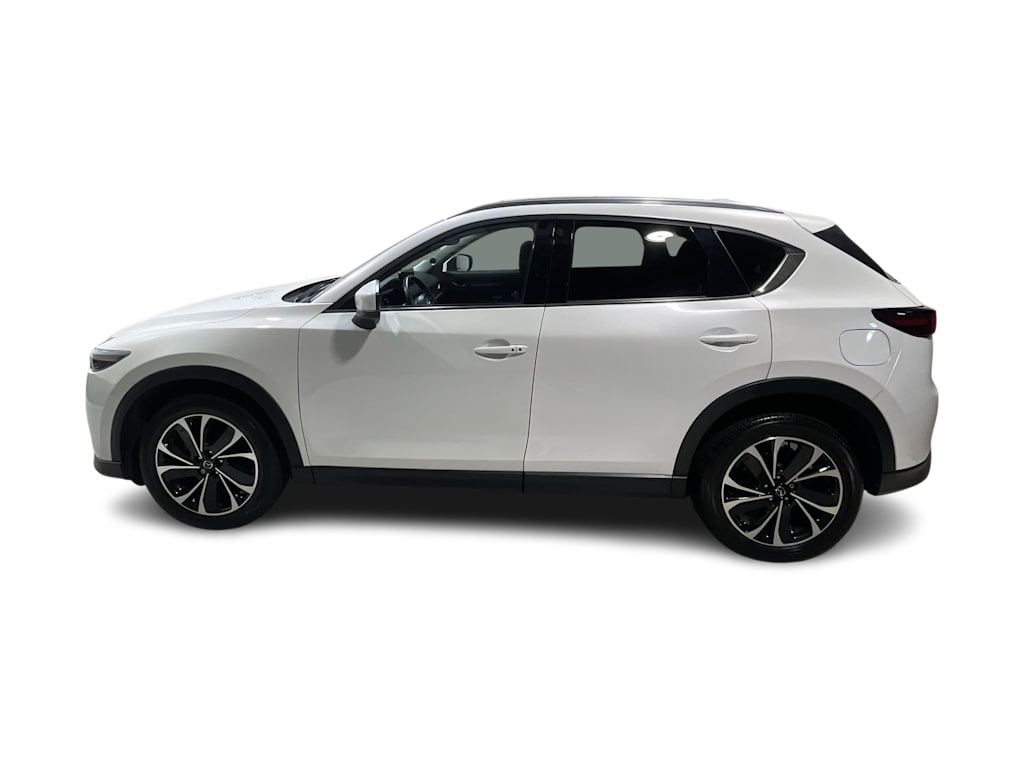 Thumbnail: 2023 Mazda CX-5 - 3