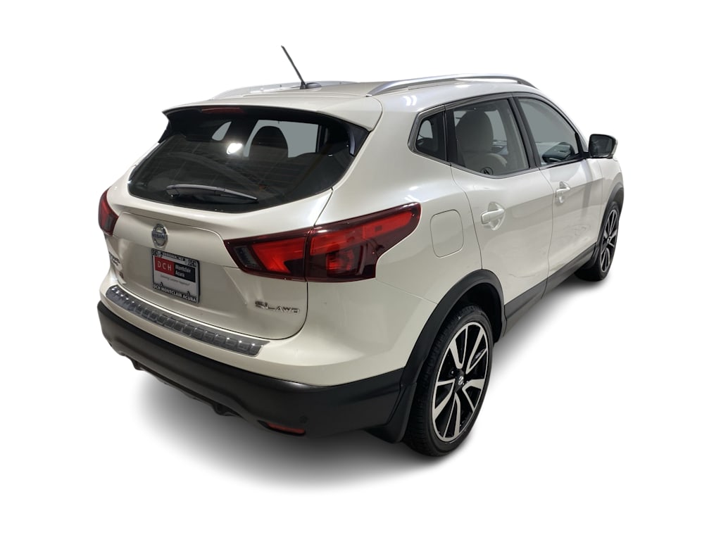 Thumbnail: 2019 Nissan Rogue Sport - 26