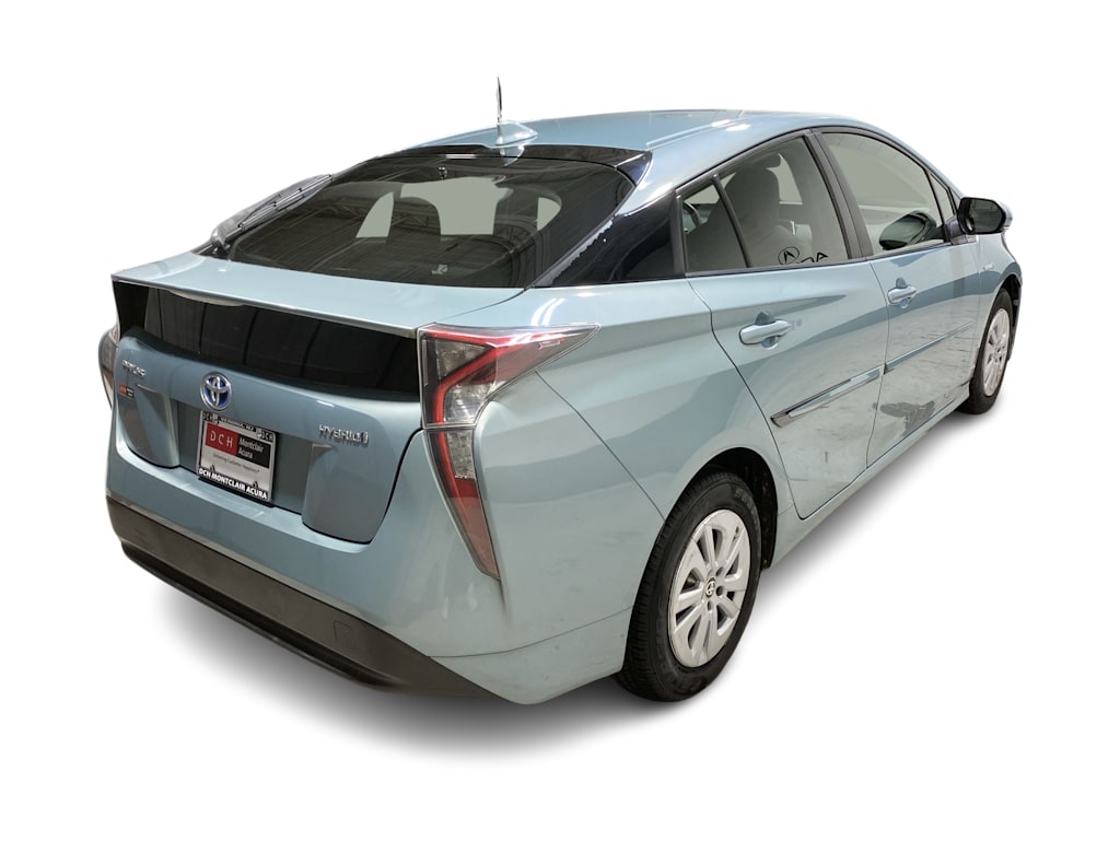 Thumbnail: 2016 Toyota Prius - 26