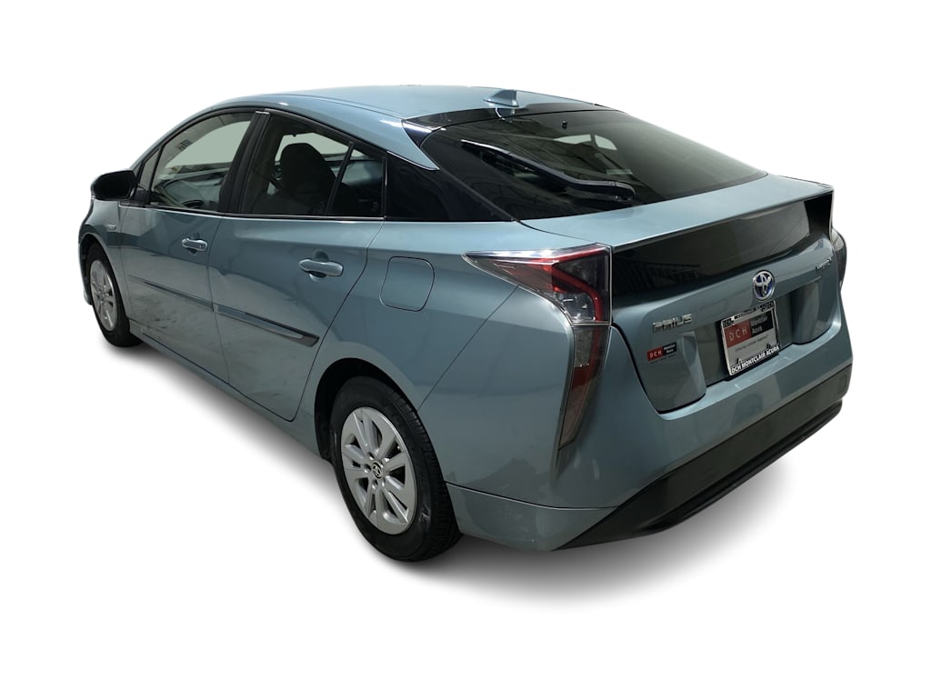 Thumbnail: 2016 Toyota Prius - 4