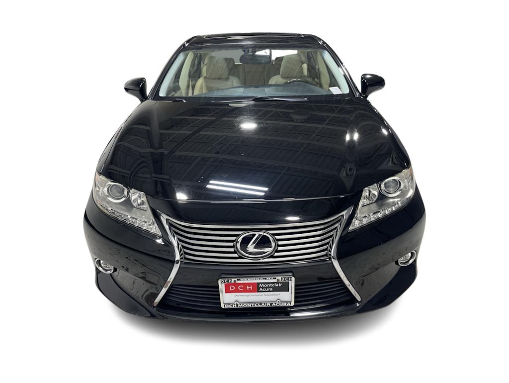 Thumbnail: 2015 Lexus ES - 6