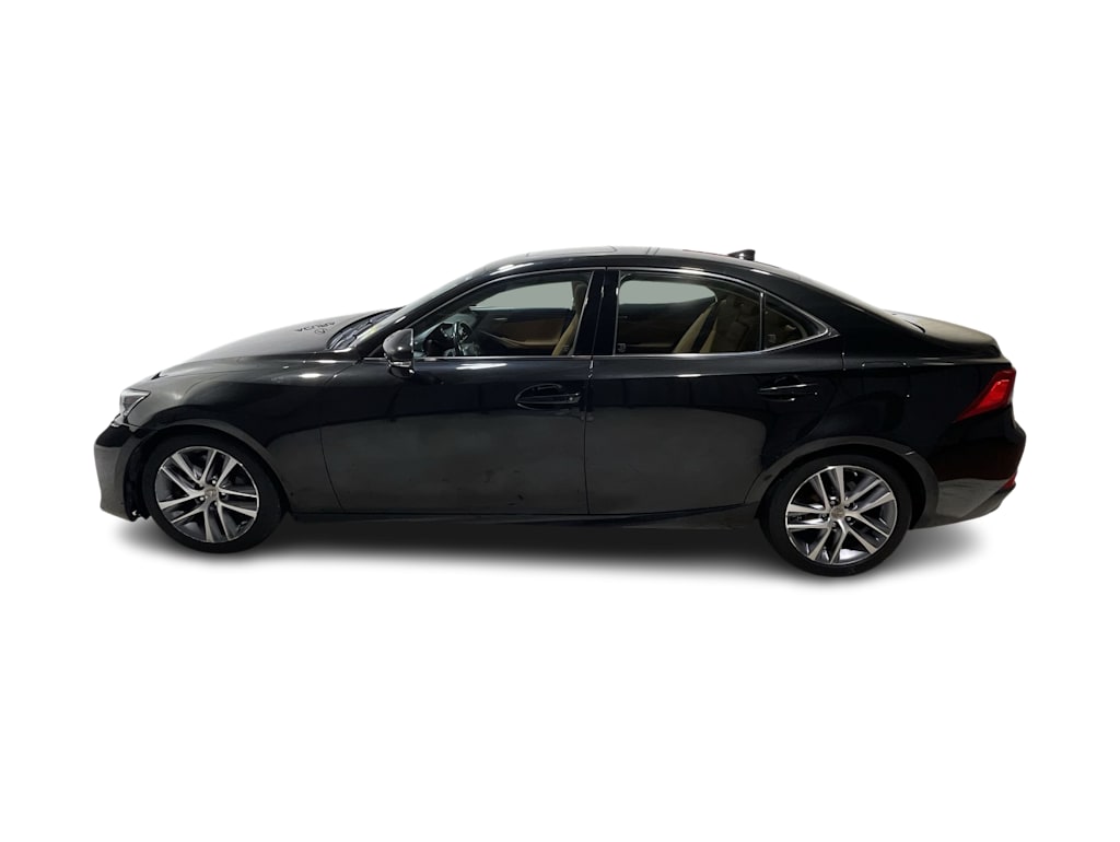 Thumbnail: 2019 Lexus IS - 3