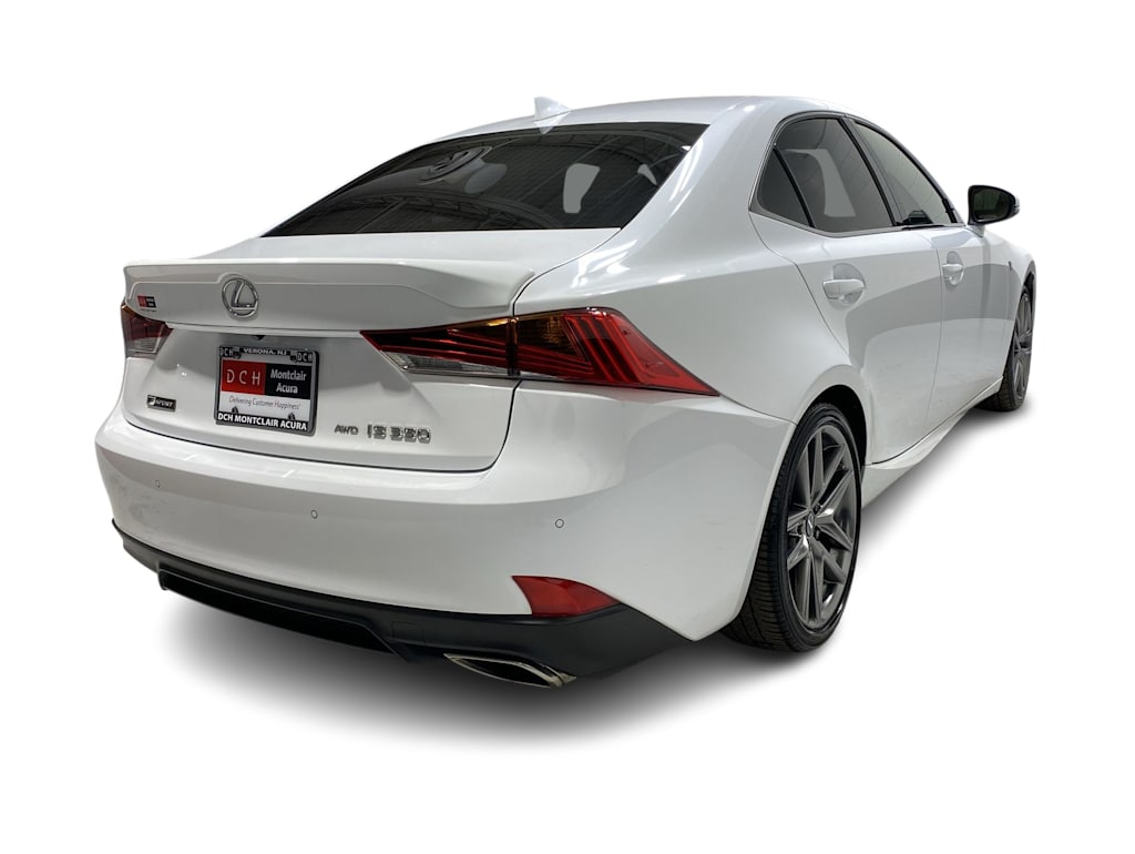 2020 Lexus IS 350 26