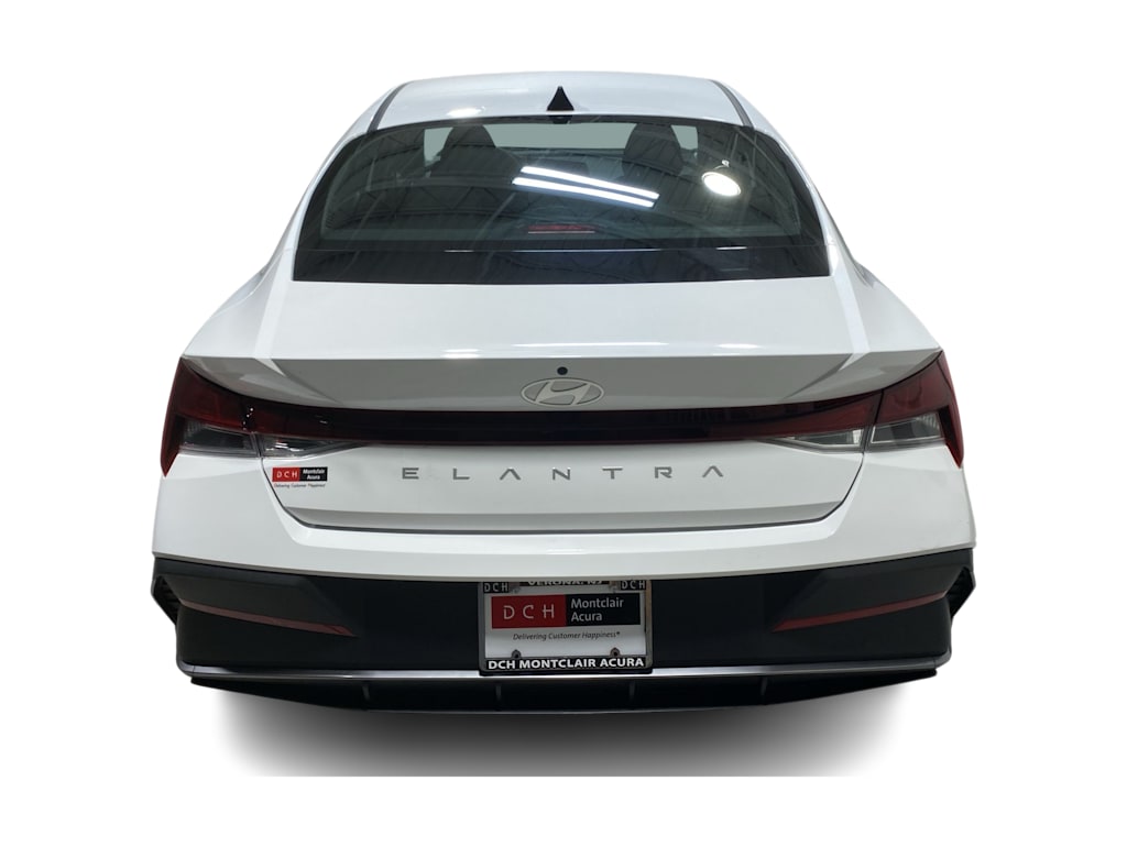 Thumbnail: 2024 Hyundai Elantra - 5