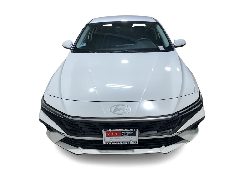 Thumbnail: 2024 Hyundai Elantra - 17