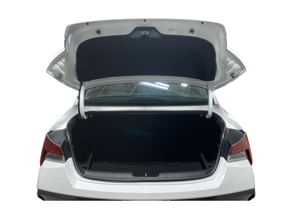 Thumbnail: 2024 Hyundai Elantra - 14