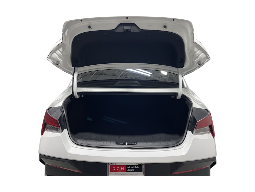 Thumbnail: 2026 Hyundai Elantra - 15
