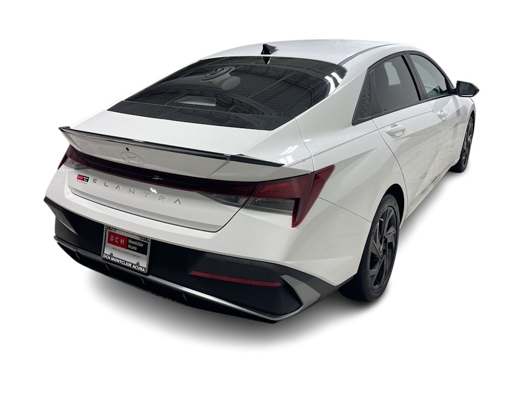 Thumbnail: 2026 Hyundai Elantra - 26