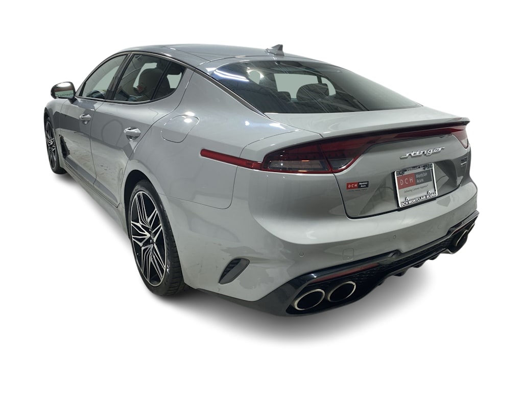 Thumbnail: 2022 Kia Stinger - 4