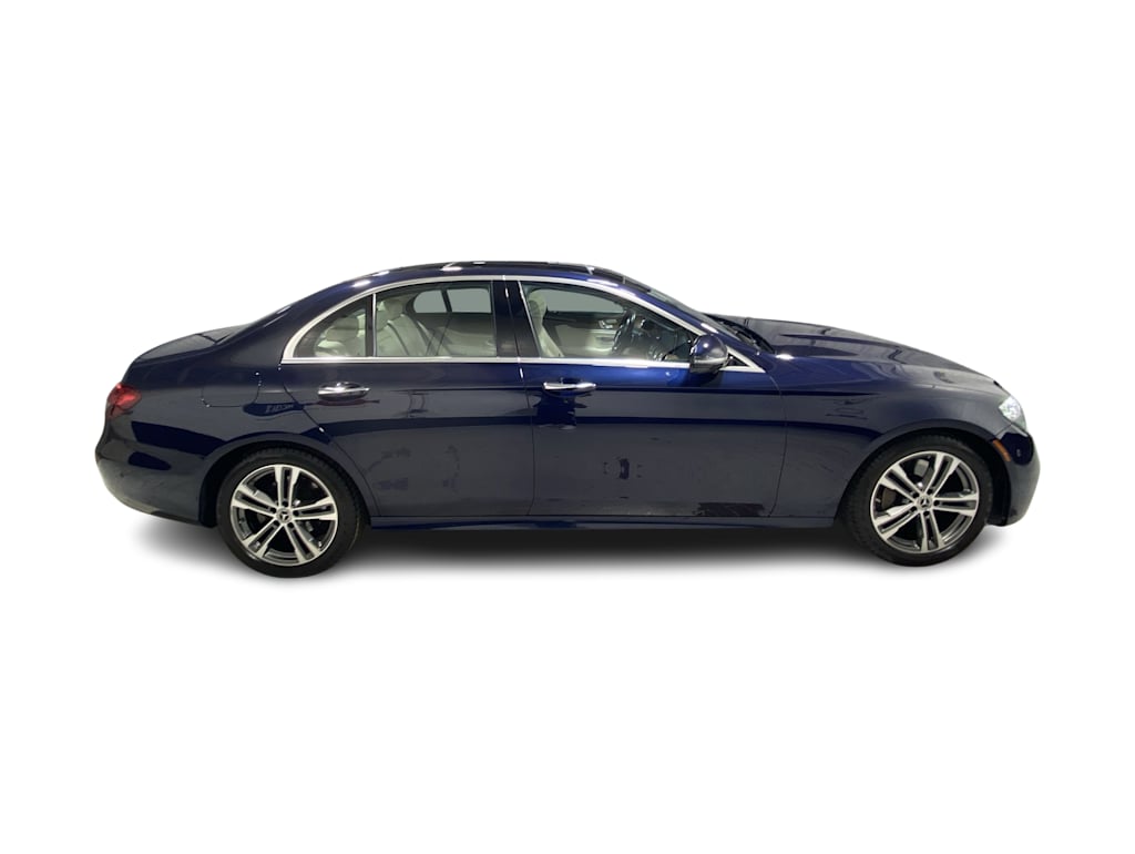 Thumbnail: 2021 Mercedes-Benz E-Class - 25
