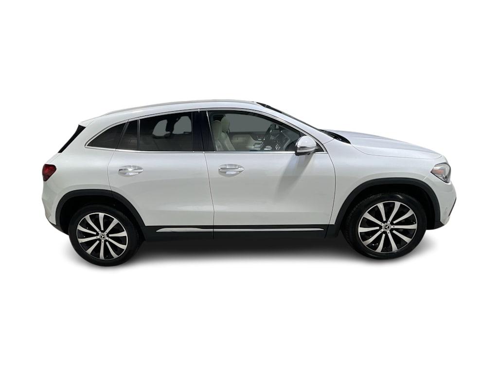 Thumbnail: 2021 Mercedes-Benz GLA - 26