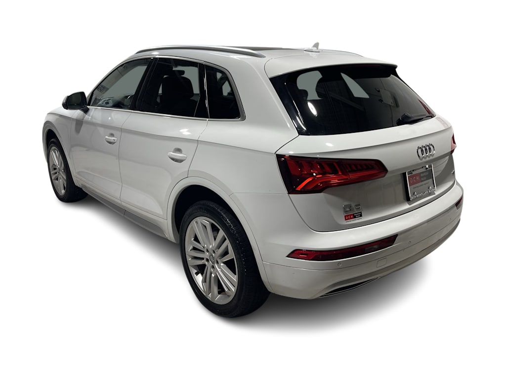 Thumbnail: 2020 Audi Q5 - 4