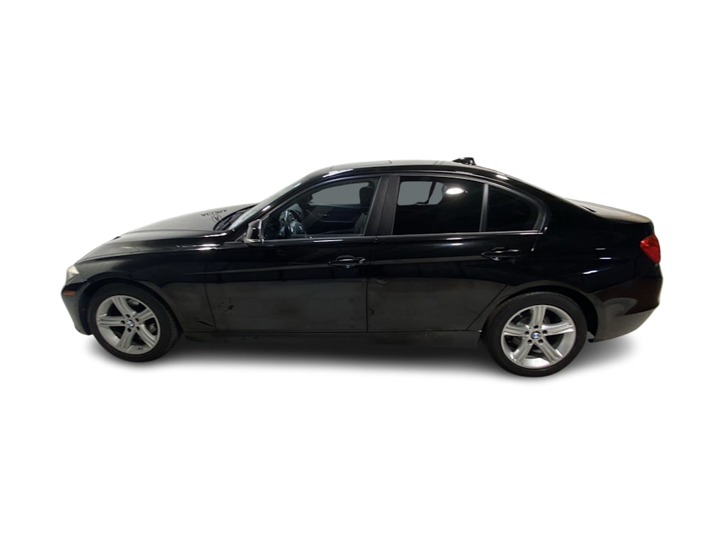 Thumbnail: 2015 BMW 3 Series - 3