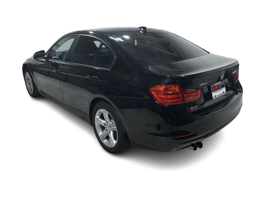 Thumbnail: 2015 BMW 3 Series - 4