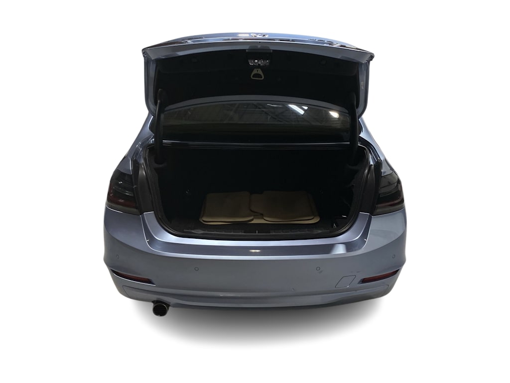 Thumbnail: 2014 BMW 3 Series - 15