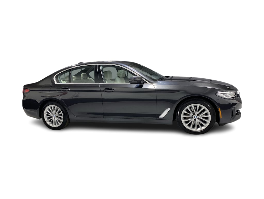 2021 BMW 5 Series 540i 27