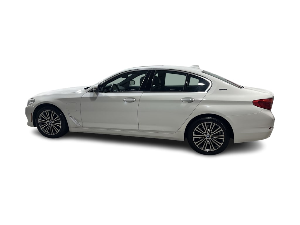 Thumbnail: 2018 BMW 5 Series - 3