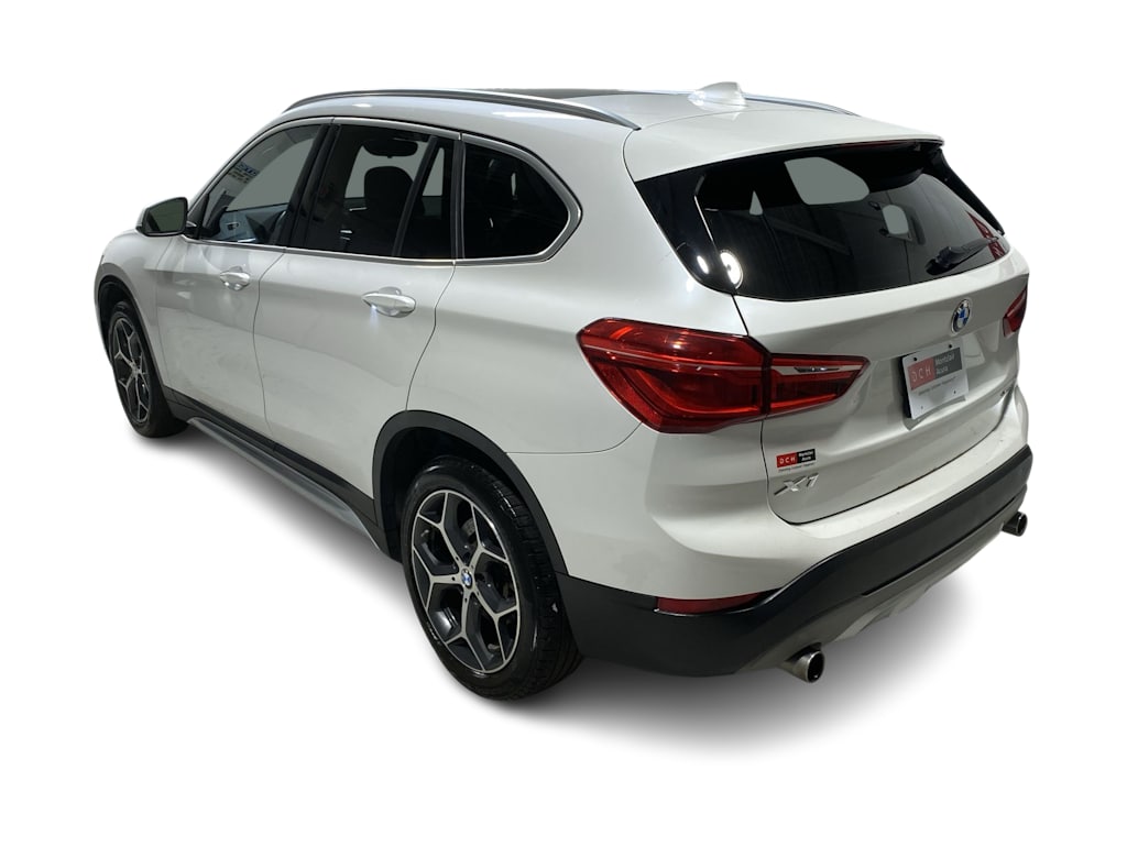 Thumbnail: 2018 BMW X1 - 4