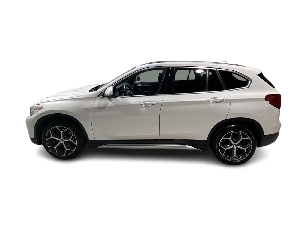 Thumbnail: 2018 BMW X1 - 3