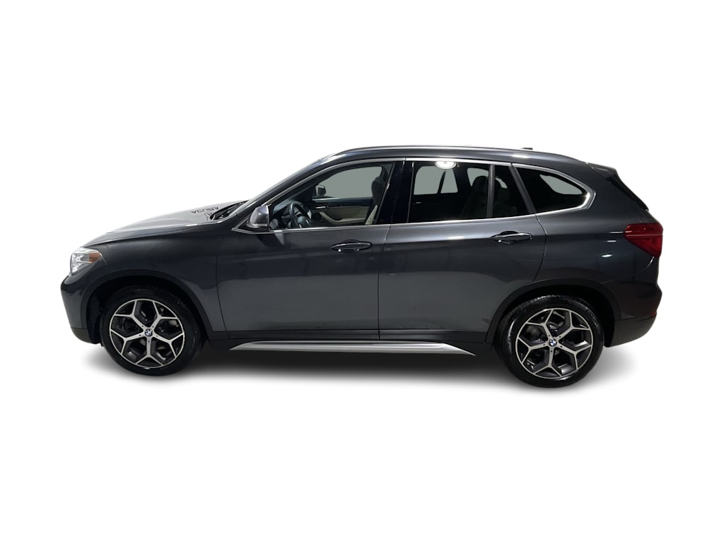Thumbnail: 2019 BMW X1 - 3