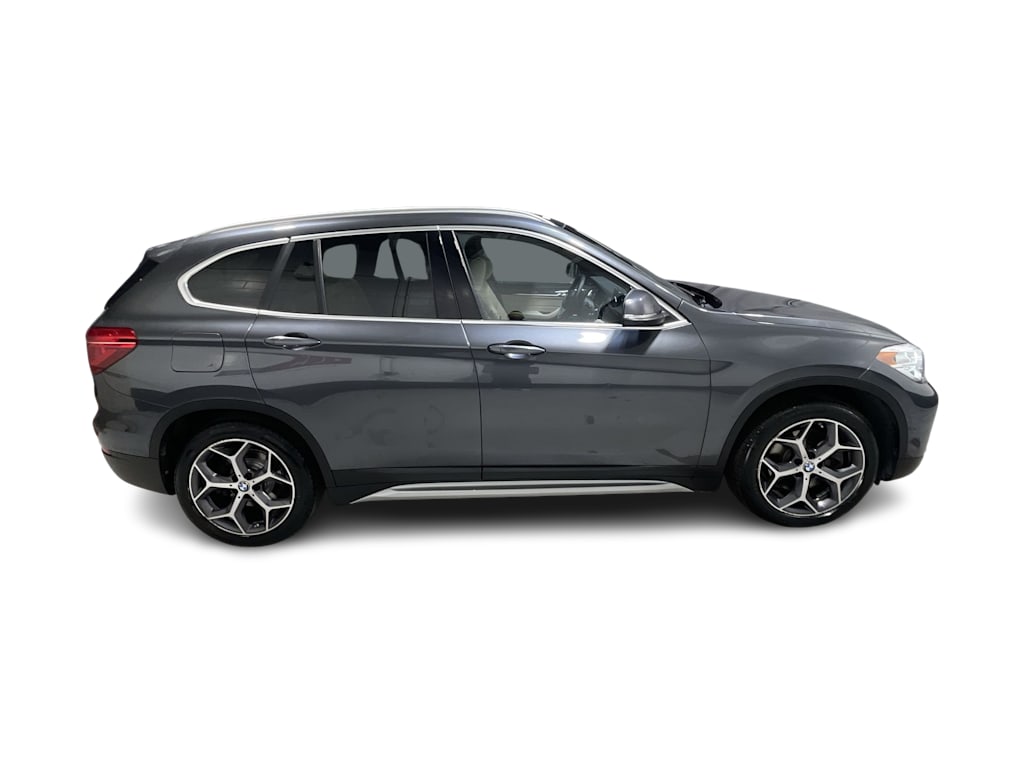 Thumbnail: 2019 BMW X1 - 27