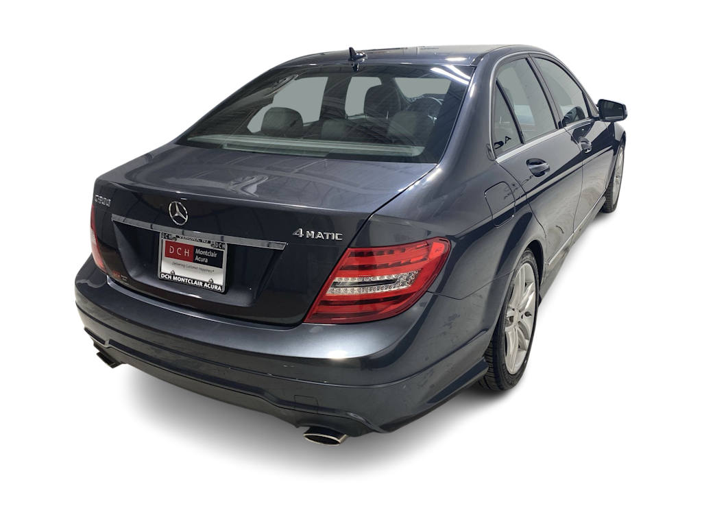 Thumbnail: 2013 Mercedes-Benz C-Class - 26