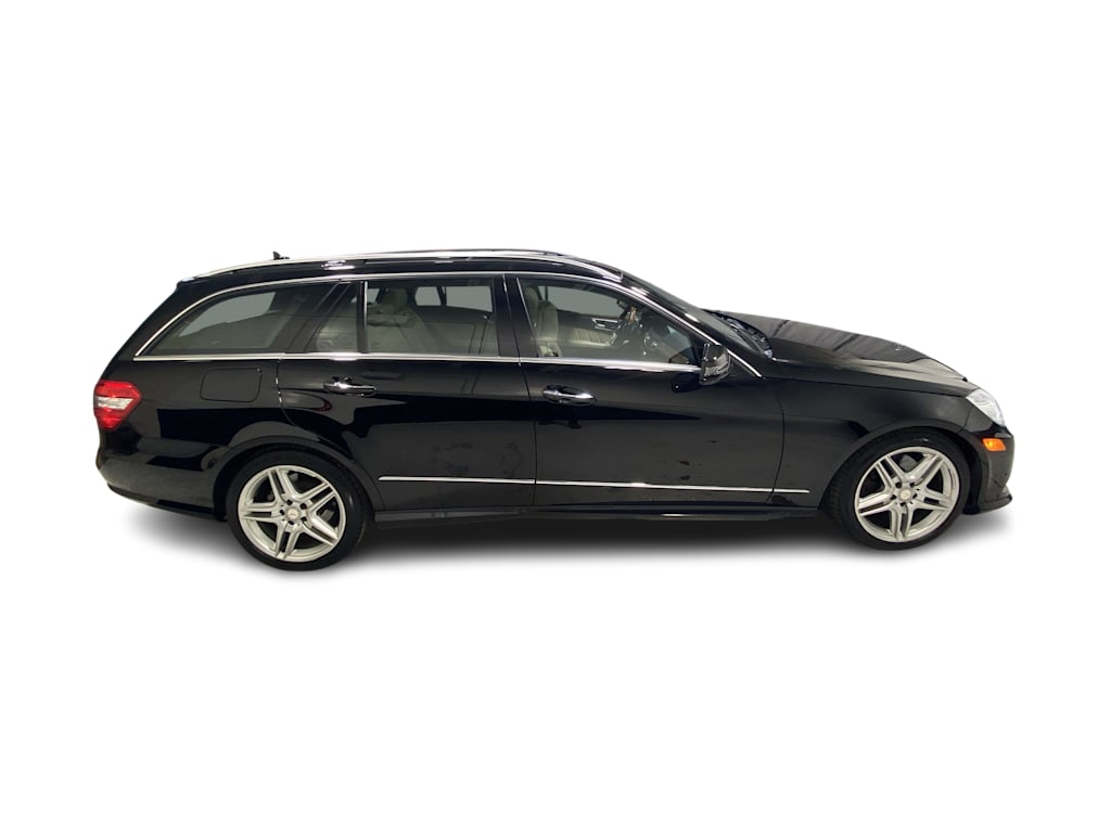 Thumbnail: 2013 Mercedes-Benz E-Class - 27