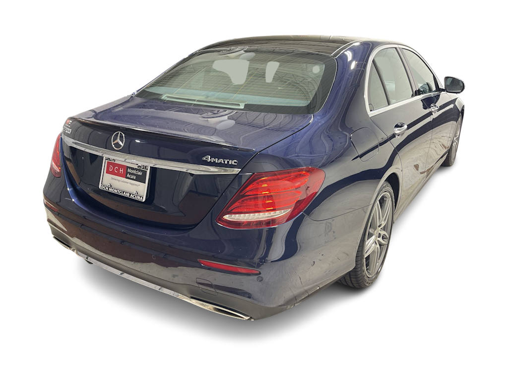 Thumbnail: 2019 Mercedes-Benz E-Class - 26