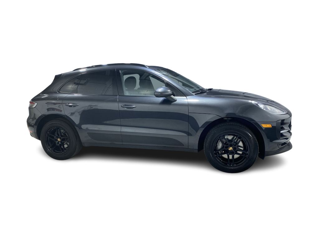 Thumbnail: 2021 Porsche Macan - 26