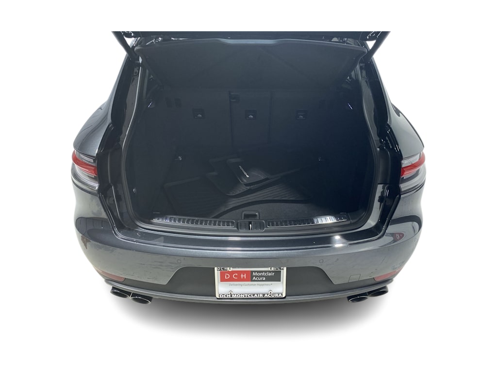 Thumbnail: 2021 Porsche Macan - 16