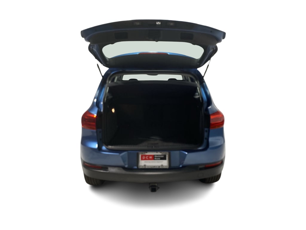 Thumbnail: 2017 Volkswagen Tiguan - 17