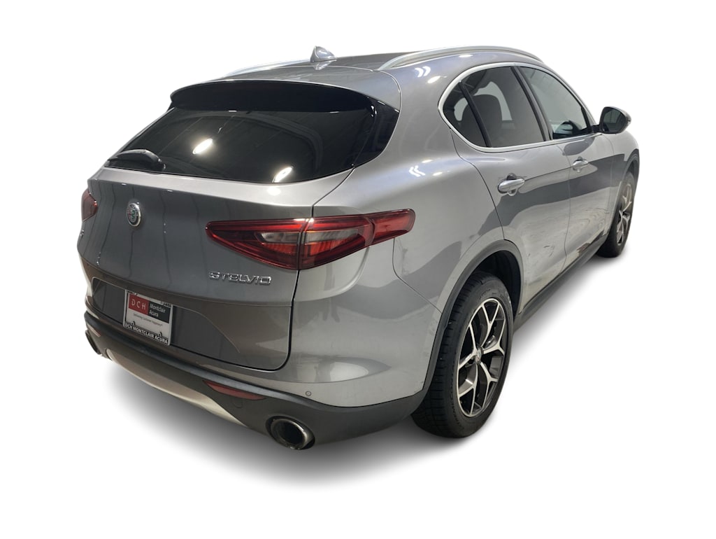 Thumbnail: 2019 Alfa Romeo Stelvio - 26