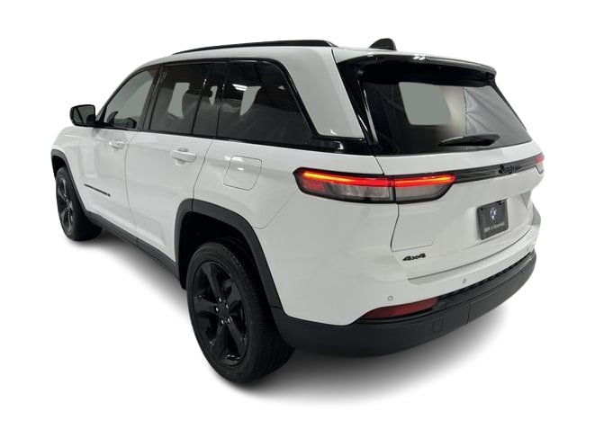 Thumbnail: 2023 Jeep Grand Cherokee - 4