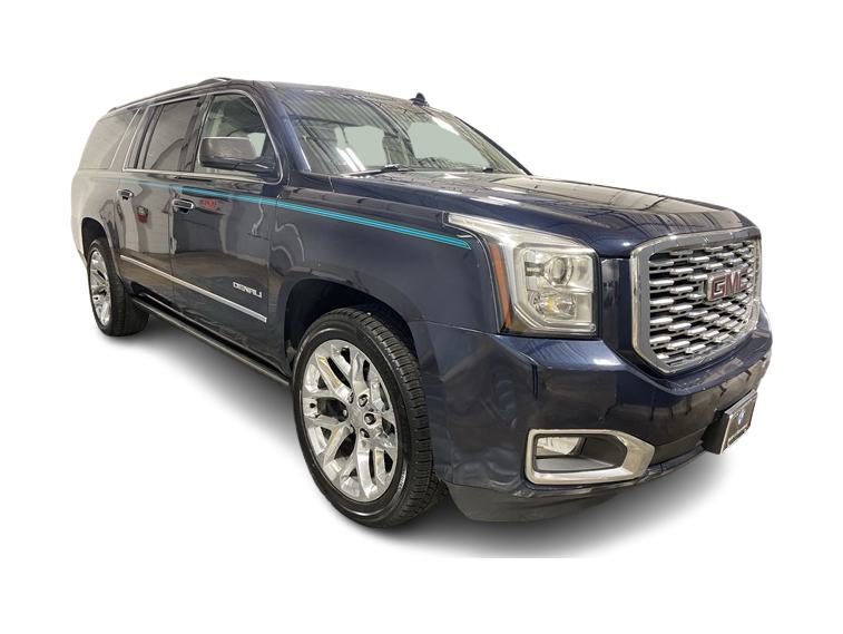 2019 GMC Yukon XL Denali 27