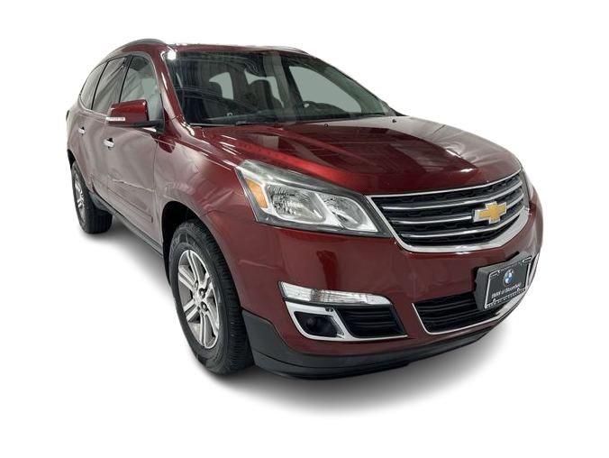 Thumbnail: 2017 Chevrolet Traverse - 27